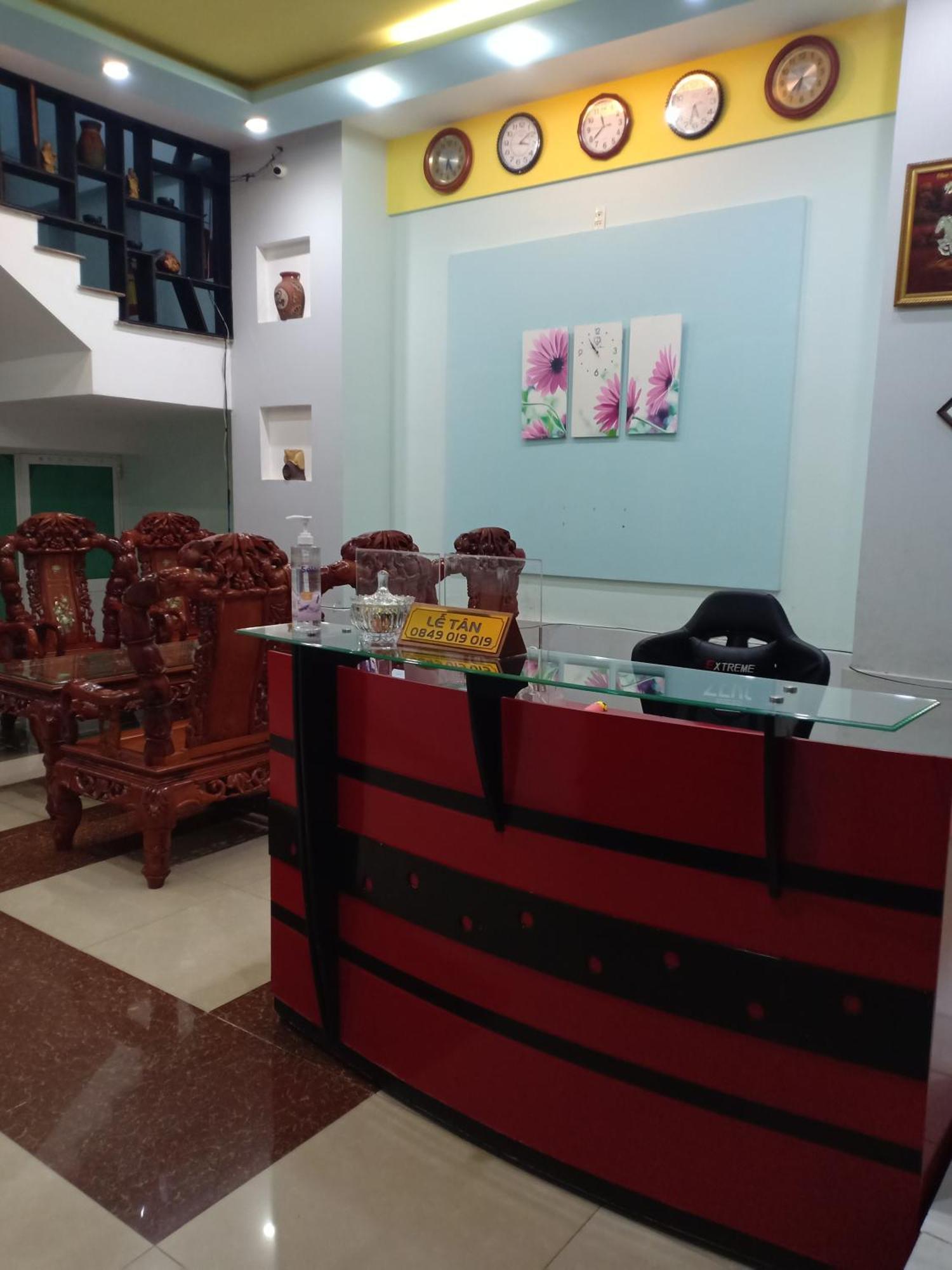 Nha Nghi Kim Lai - Doi Dien Benh Vien Tinh Gia Lai -132 Ton That Tung Pleiku Habitación foto